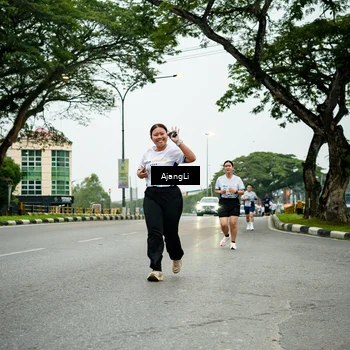 Runner Photo 8933492