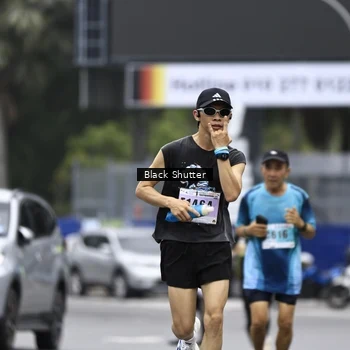 Runner Photo 8933504