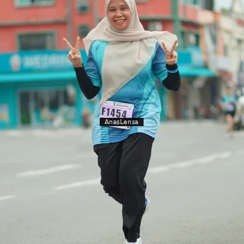 Runner Photo 8933514