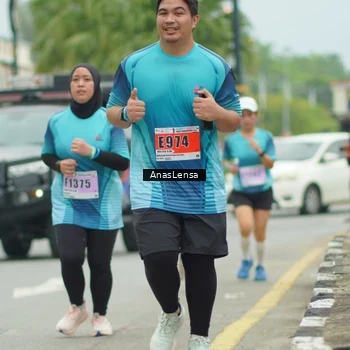 Runner Photo 8933532