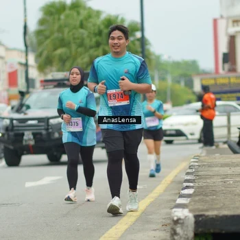 Runner Photo 8933541