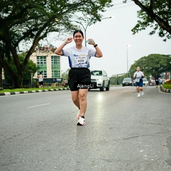 Runner Photo 8933542