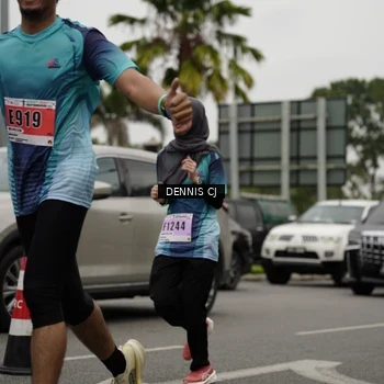 Runner Photo 8933545