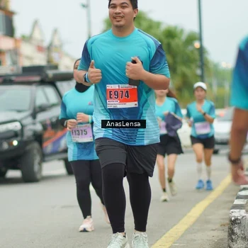 Runner Photo 8933550