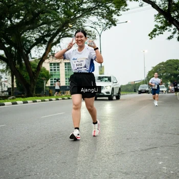 Runner Photo 8933559