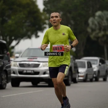 Runner Photo 8933575