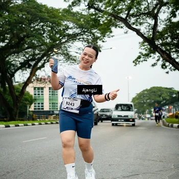 Runner Photo 8933578