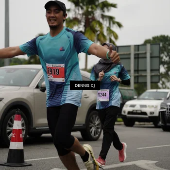 Runner Photo 8933672