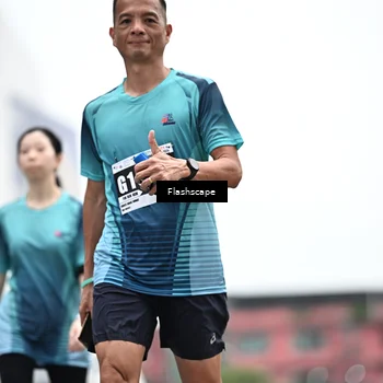 Runner Photo 8933695