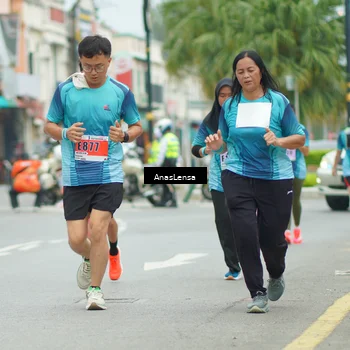Runner Photo 8933697
