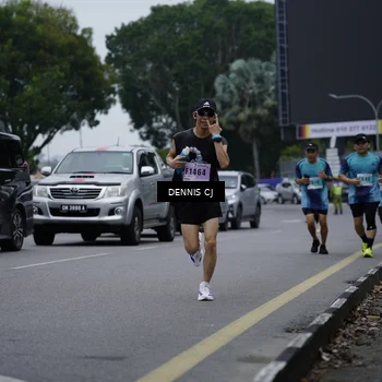 Runner Photo 8933698