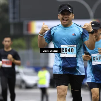 Runner Photo 8933700
