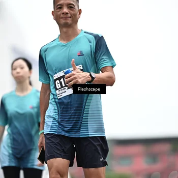 Runner Photo 8933714
