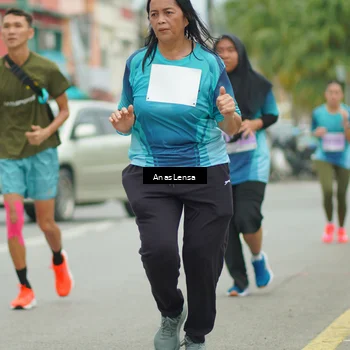 Runner Photo 8933752