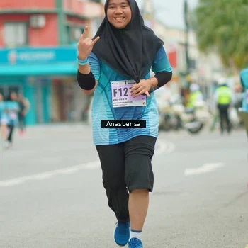 Runner Photo 8933761