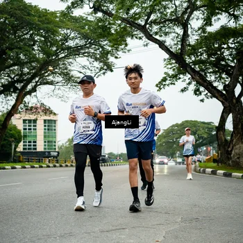 Runner Photo 8933776