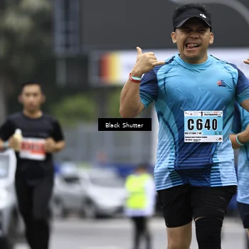 Runner Photo 8933792