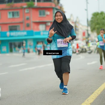 Runner Photo 8933795