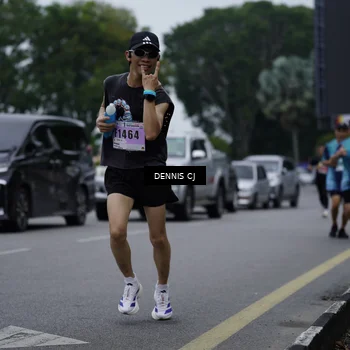 Runner Photo 8933812