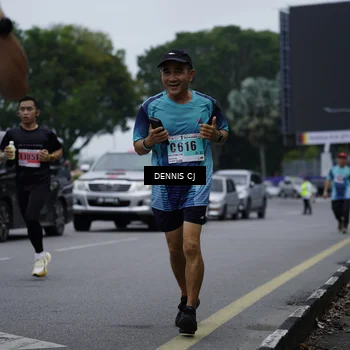 Runner Photo 8933817