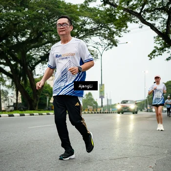 Runner Photo 8933872