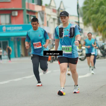 Runner Photo 8933876