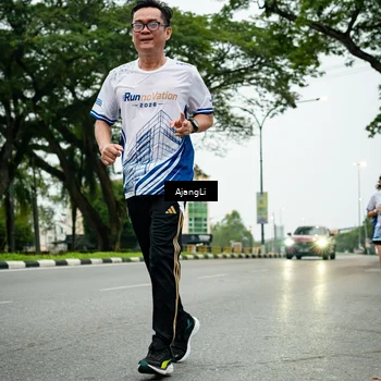 Runner Photo 8933896