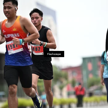 Runner Photo 8933915