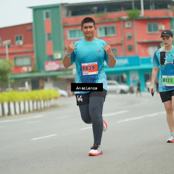 Runner Photo 8933953