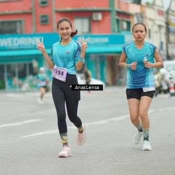 Runner Photo 8933984