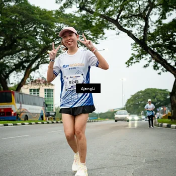 Runner Photo 8934007