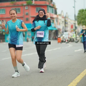 Runner Photo 8934025