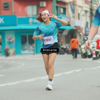 Runner Photo 8934140