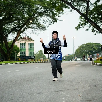 Runner Photo 8934311