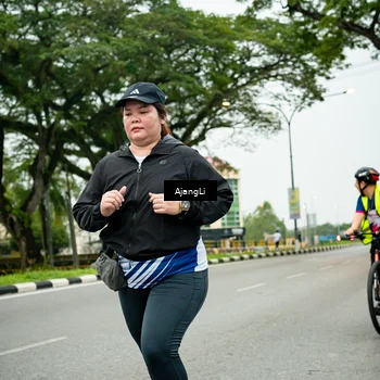 Runner Photo 8934354