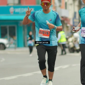 Runner Photo 8934452