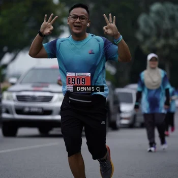 Runner Photo 8934459