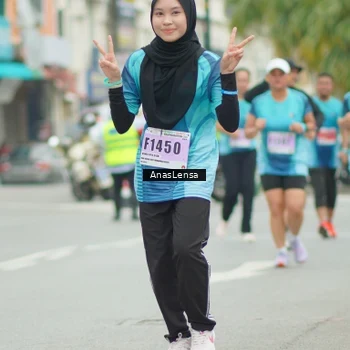 Runner Photo 8934495