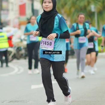Runner Photo 8934503