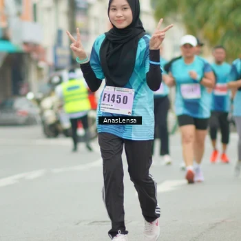 Runner Photo 8934513
