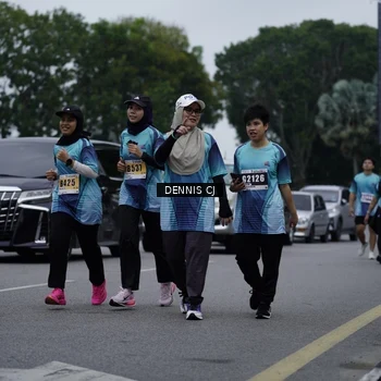 Runner Photo 8934517