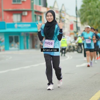 Runner Photo 8934529