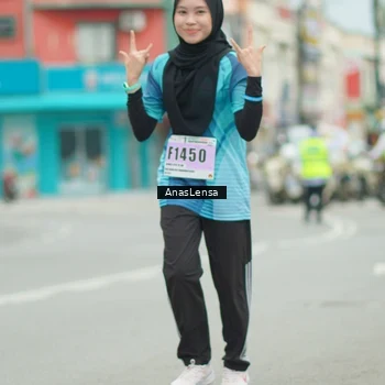 Runner Photo 8934532