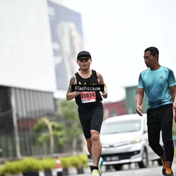 Runner Photo 8934535