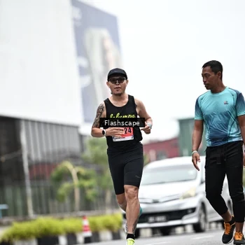 Runner Photo 8934539
