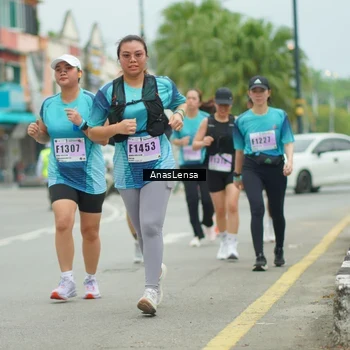 Runner Photo 8934559