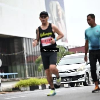 Runner Photo 8934573