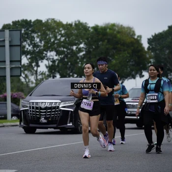 Runner Photo 8934575