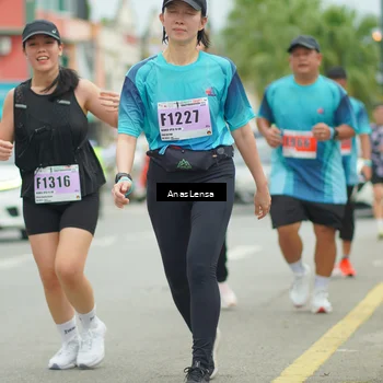 Runner Photo 8934639