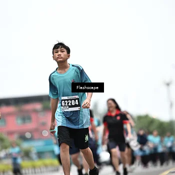 Runner Photo 8934729